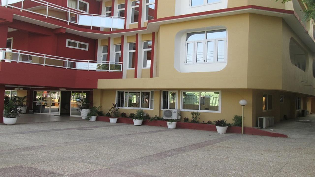 Golden Key Hotel Accra Exterior photo